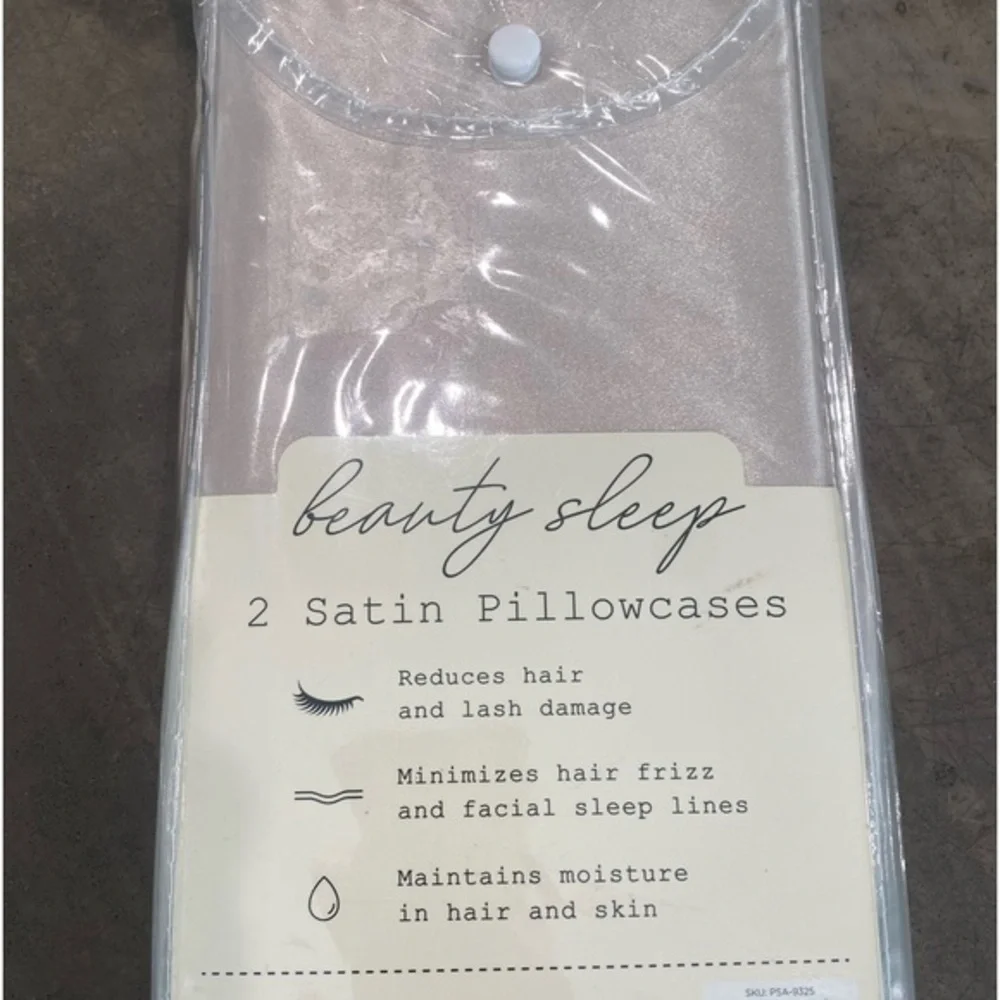 BEAUTY SLEEP ✨2 satin pillowcases✨pretty color BRAND NEW - standard size